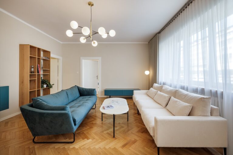 byt zrekonstruovaany a navrhnutynovy moderny dizajn