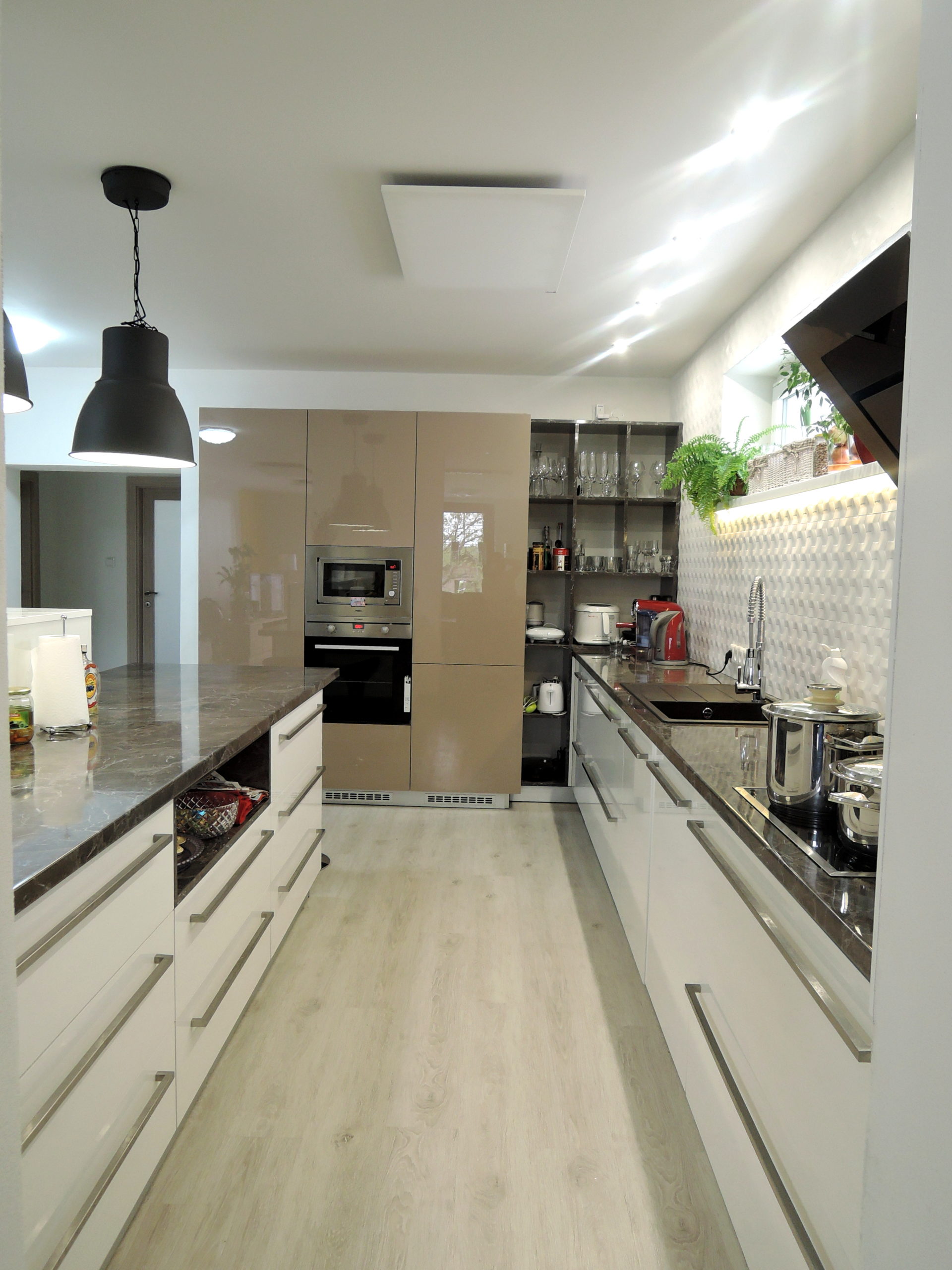 8 RD Kuzmice Kuchyna DSCN2884 scaled 1